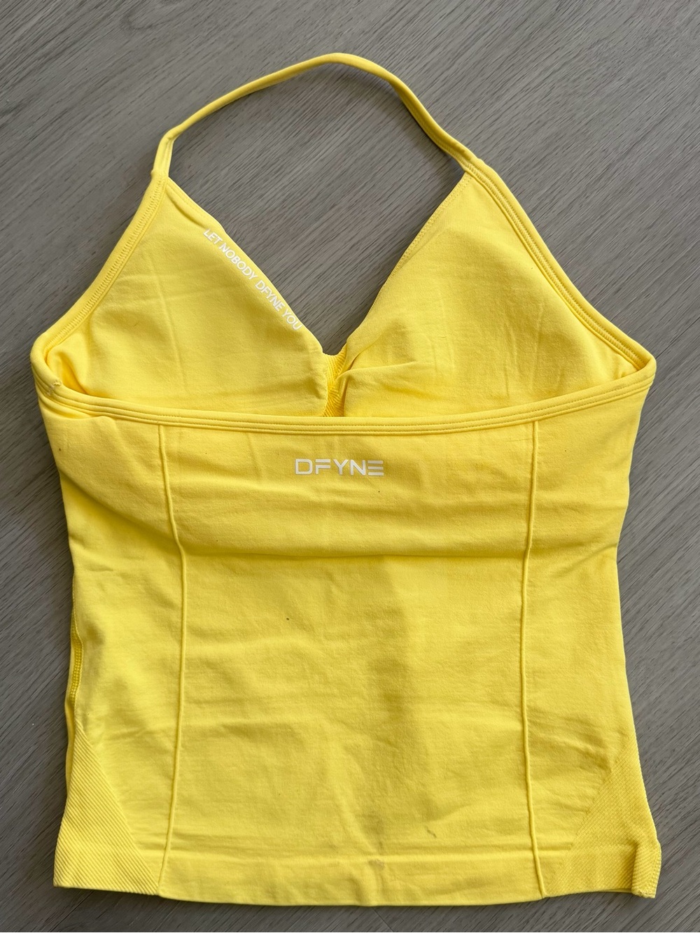 DFyne yellow impact sports bra and shorts set - Picture 4 of 8